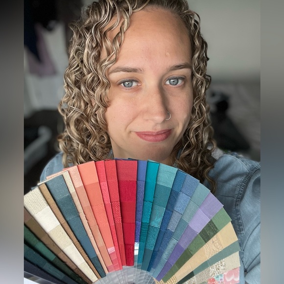 Meet your Posher, Rachel - Picture 1 of 1